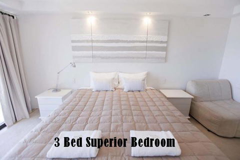 De Ville Apartments Main Beach - Accommodation Gold Coast 4