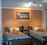 Elm Cottage - Tumut - Accommodation Gold Coast