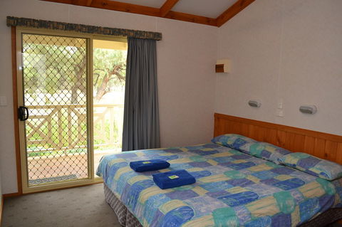 Euston Club Cabin Resort - Accommodation Gold Coast 1