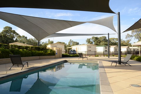 Euston Club Cabin Resort - Accommodation Gold Coast 3