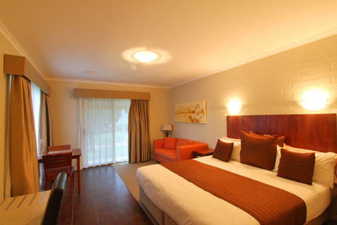 Euston Club Cabin Resort - Accommodation Gold Coast 6