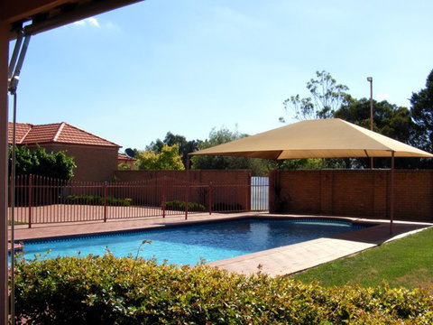 Fairways Bed & Breakfast At Jerilderie - Accommodation Gold Coast 3