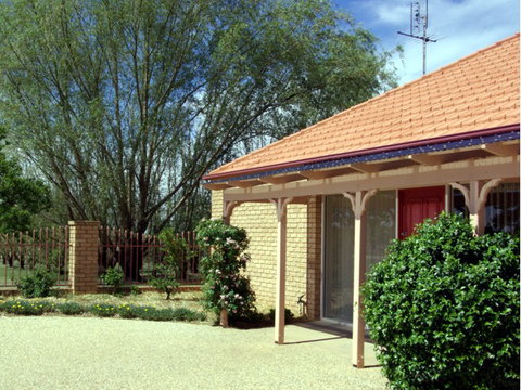 Fairways Bed & Breakfast At Jerilderie - Accommodation Gold Coast 4