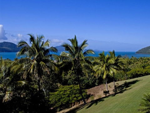Hamilton Island Private Apartment - Poinciana - Accommodation Gold Coast 4