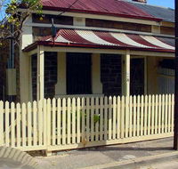 Clyde's Cottage - Accommodation Gold Coast