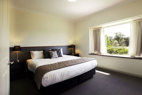 Harrigan's Irish Pub & Ibis Styles Harrington - Accommodation Gold Coast 0