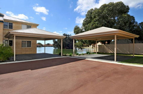 Lakeside Holiday Apartments - Accommodation Gold Coast 5