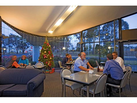 Mahoneys Motor Inn - Accommodation Gold Coast 3
