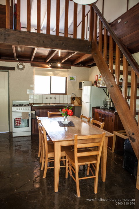 Margaret River Stone Cottages - Accommodation Gold Coast 5