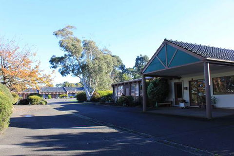 Melaleuca Lodge - Accommodation Gold Coast 1