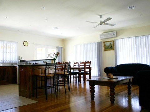 Murrindindi Executive Retreat - Accommodation Gold Coast 1