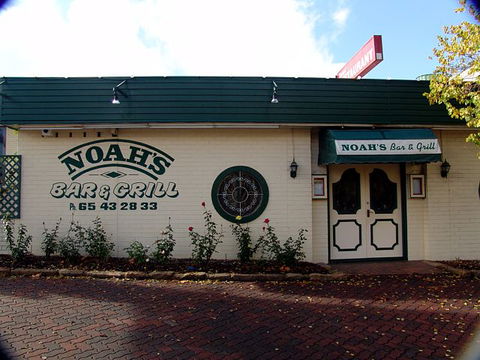 NOAH'S Mid City Motor Inn - Accommodation Gold Coast 4
