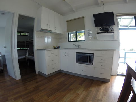 North Coast Holiday Parks Seal Rocks - Gold Coast 4U 5