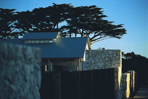 Oceanic Motel Apartments - Accommodation Gold Coast 0