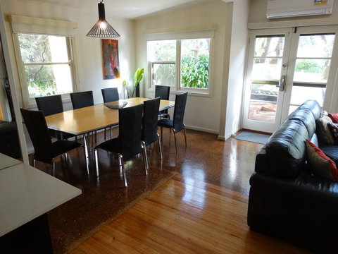 Ripples N Tonic - Accommodation Gold Coast 4