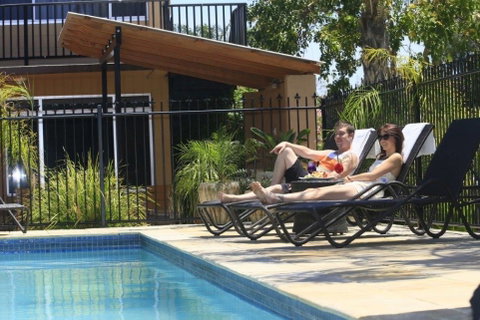 Diplomat Motel - Accommodation Gold Coast 5