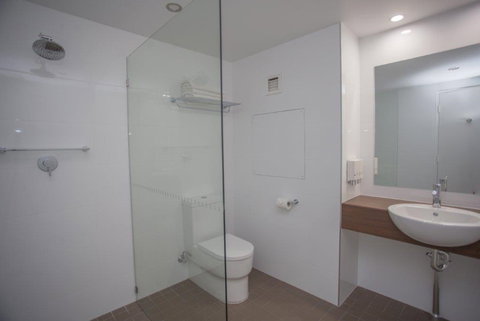 Diplomat Motel - Accommodation Gold Coast 7