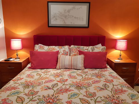 Sonja's Bed & Breakfast - Gold Coast 4U 1