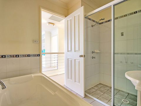 Seaview - Accommodation Gold Coast 83