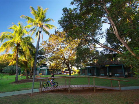 Aurora Kakadu - 1 Gold Coast 9