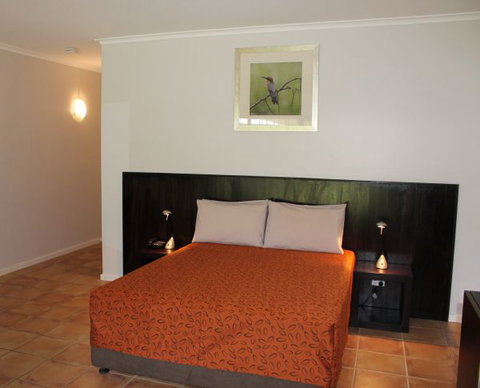 Aurora Kakadu - 1 Gold Coast 15