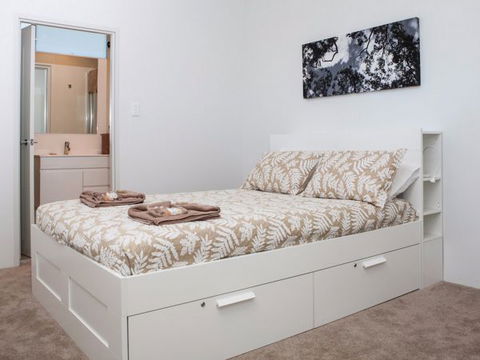 Seaview - Accommodation Gold Coast 137