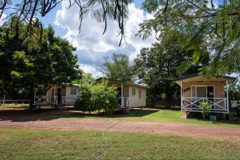 Daly Waters Historic Pub - Accommodation Gold Coast 11