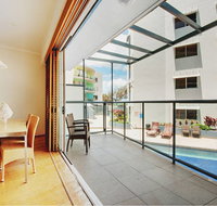 Rolling Surf Resort - Accommodation Gold Coast