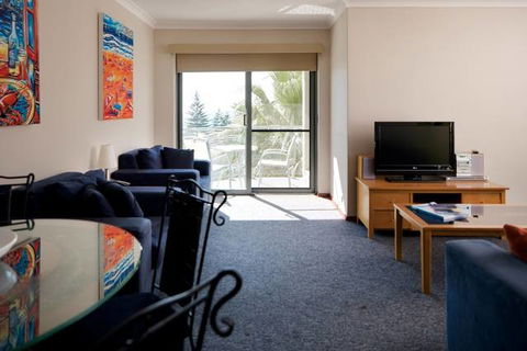 Seashells Scarborough - Accommodation Gold Coast 4