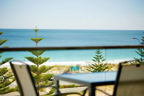 Seashells Scarborough - Accommodation Gold Coast 7