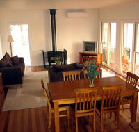 Strath Valley View B and B - Accommodation Gold Coast