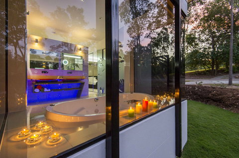 The Feathered Nest - Luxury Wildlife Retreat - Accommodation Gold Coast 8