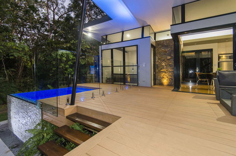 The Feathered Nest - Luxury Wildlife Retreat - Accommodation Gold Coast 9