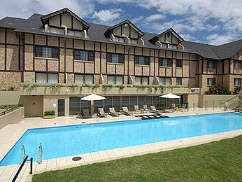 The Hills Lodge Hotel & Spa - Accommodation Gold Coast 0
