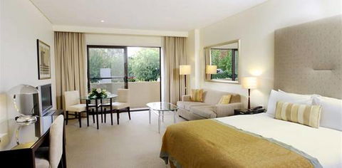 The Hills Lodge Hotel & Spa - Accommodation Gold Coast 1