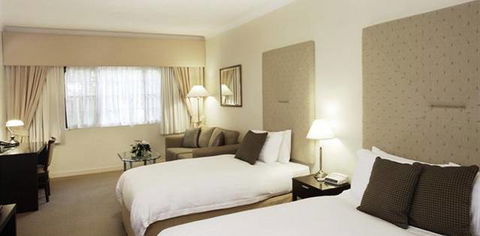 The Hills Lodge Hotel & Spa - Accommodation Gold Coast 3