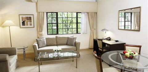 The Hills Lodge Hotel & Spa - Accommodation Gold Coast 5