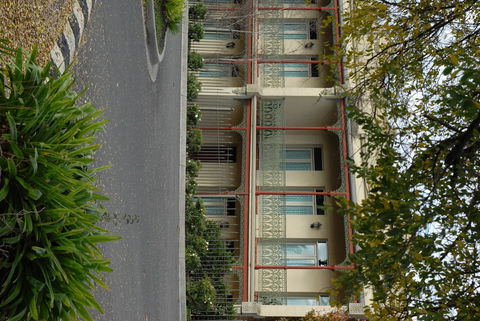 The Terrace Motel - Accommodation Gold Coast 2