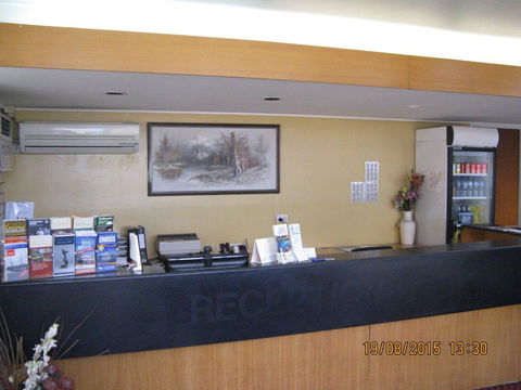 Tropical Gateway Motor Inn - Accommodation Gold Coast 0