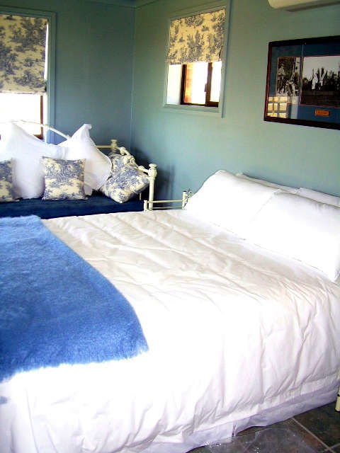 Walls Court Bed & Breakfast - Accommodation Gold Coast 0