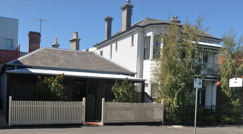 Williamstown Cottages & Apartments - Accommodation Gold Coast 3