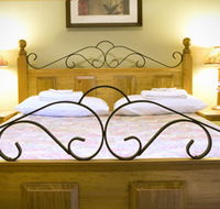 Balingup Rose Bed and Breakfast - Gold Coast 4U