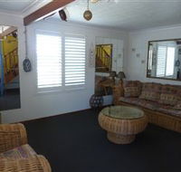 Sails Beach House Apartment Pottsville - Accommodation Gold Coast