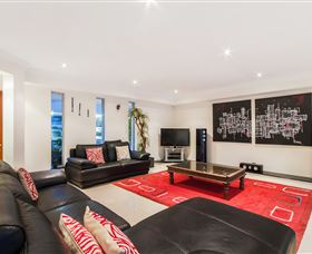 The Grand Broadbeach - Vogue Holiday Homes - Accommodation Gold Coast 2