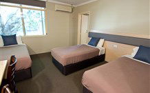 Lakeview Hotel Motel - Oak Flats - Accommodation Gold Coast 2