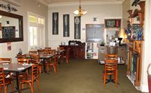 Neath Hotel - Neath - Accommodation Gold Coast 0