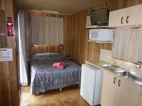 Peak Hill Caravan Park - Accommodation Gold Coast 1