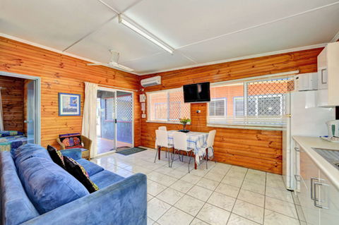 Bargara Gardens Motel And Holiday Villas - Accommodation Gold Coast 2