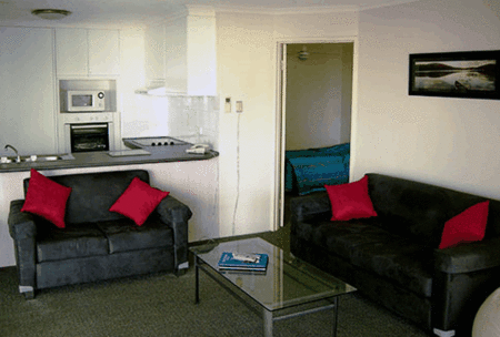 Rainbow Bay Resort - Accommodation Gold Coast 2