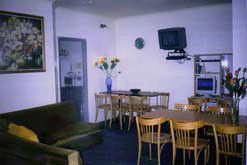 Hyde Park Backpackers - Accommodation Gold Coast 0